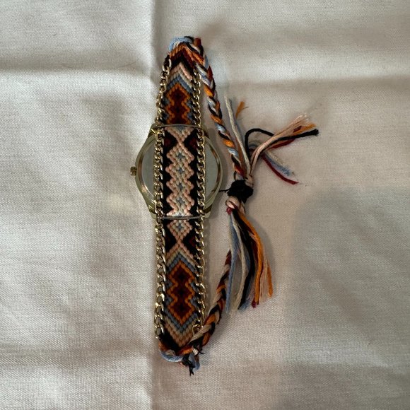 Elephant Watch #3482 - Adjustable Woven Band w/Goldtone Link Chain Edges - Picture 5 of 6